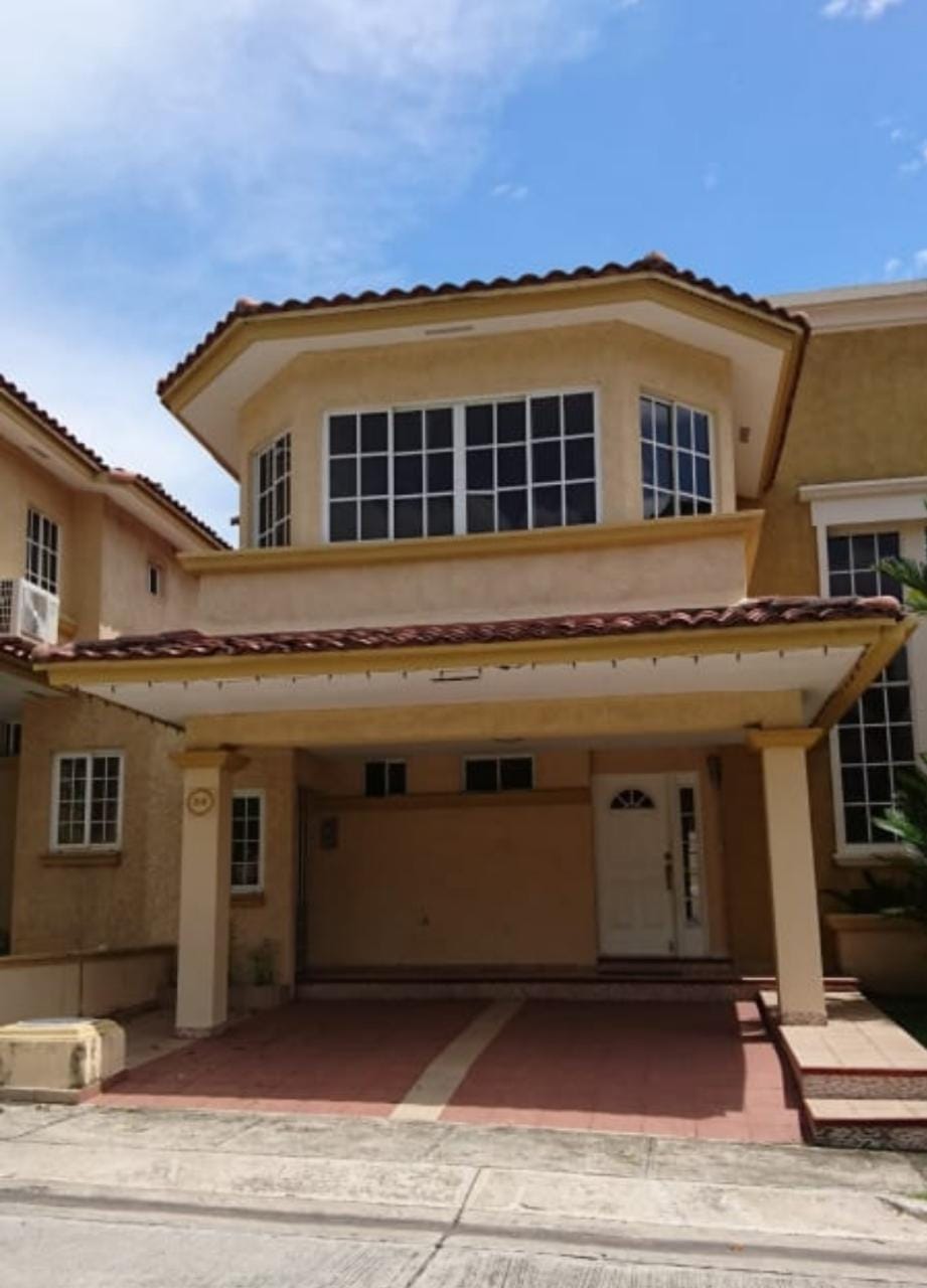 CASA EN DORADO SPRINGS Panama Tropics Real Estate