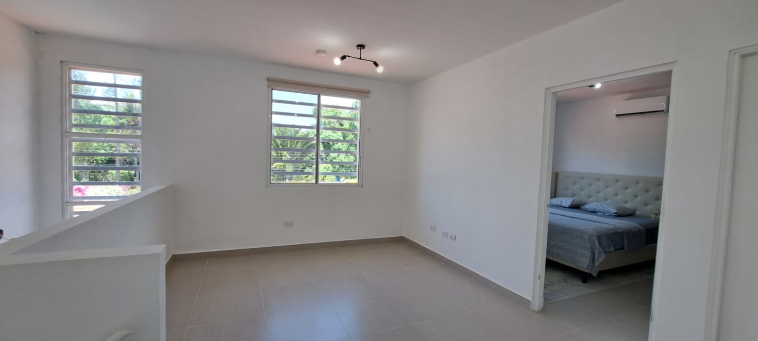 A NEWLY RENOVATED FAMILY HOME FOR RENT IN NUEVA CHAME Panama