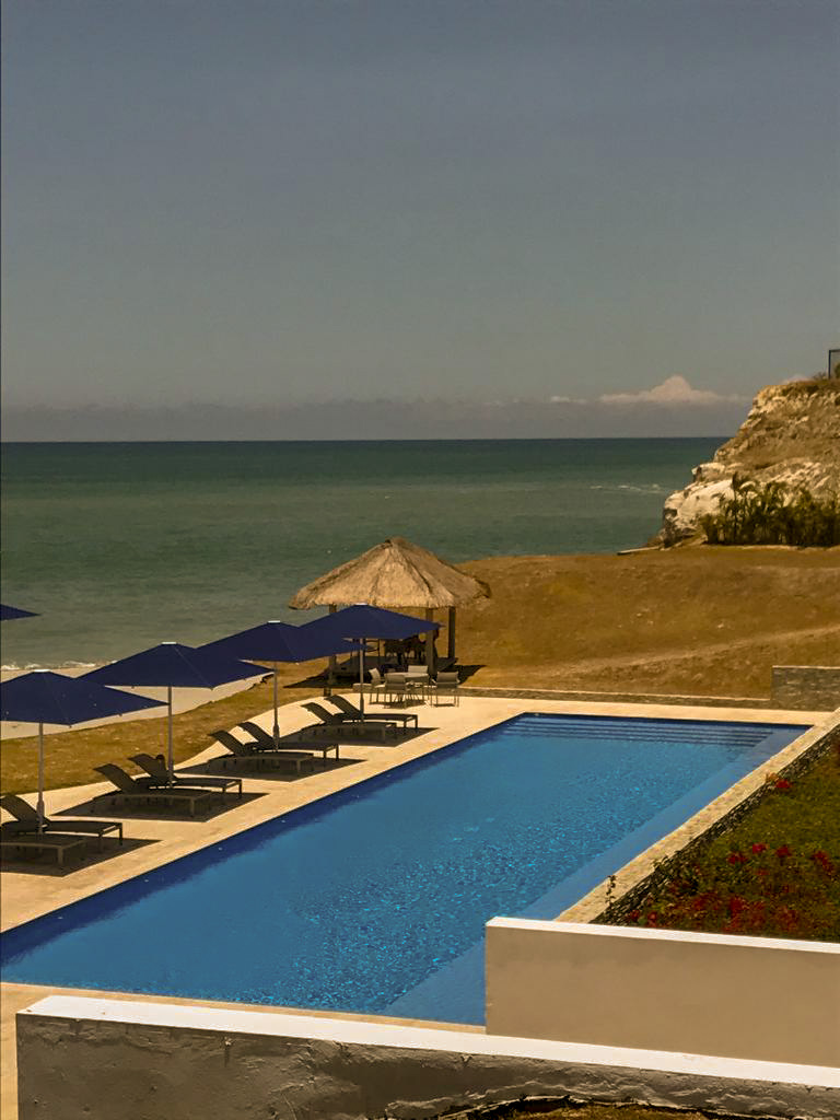 PRICE REDUCTION FROM 475 000 TO 449 000CASAMAR, SAN CARLOS FOR SALE